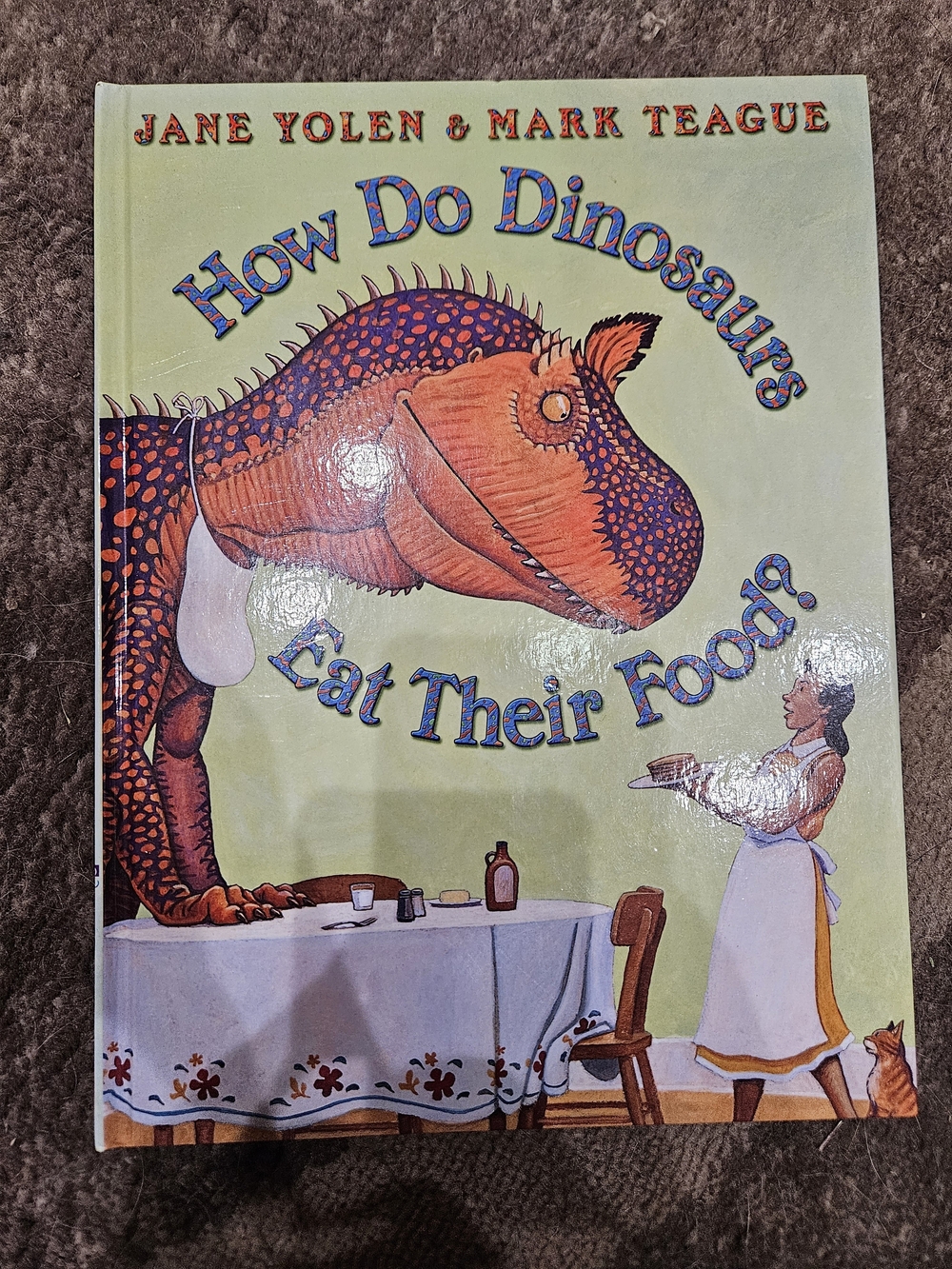 How Do Dinosaurs Eat Their Food? Book